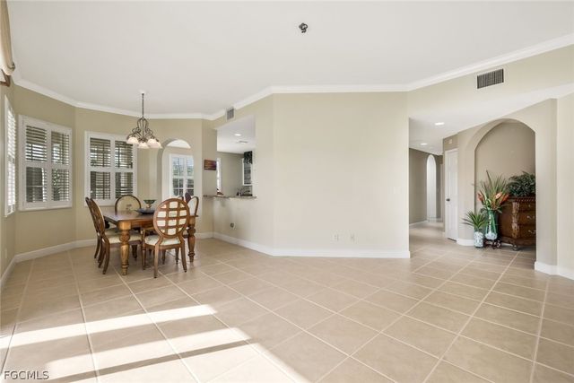 13860 Avon Park CIR 104, Fort Myers, FL 33912