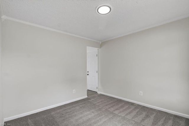 56 Banister DR, Hampton, VA 23666