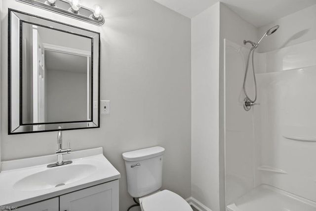 56 Banister DR, Hampton, VA 23666