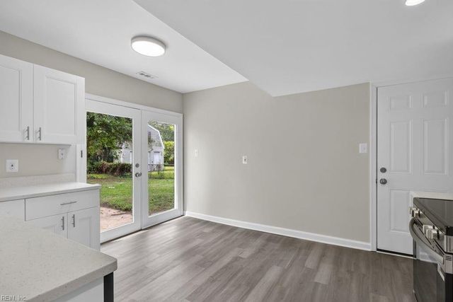56 Banister DR, Hampton, VA 23666