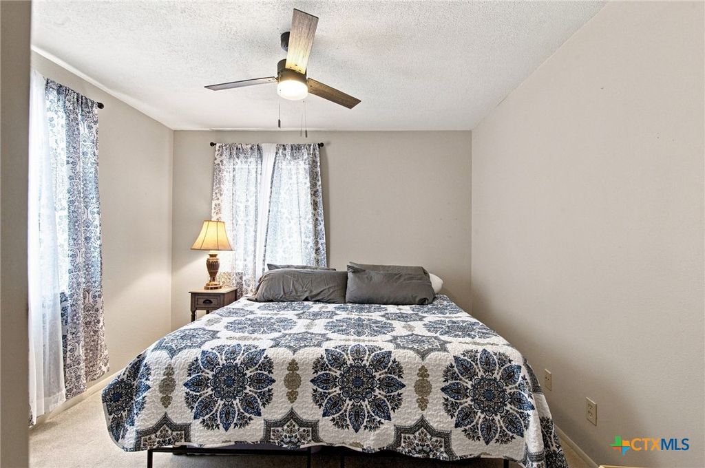 Image 27 of property listing at 104 Santa Fe, Victoria, TX 77904
