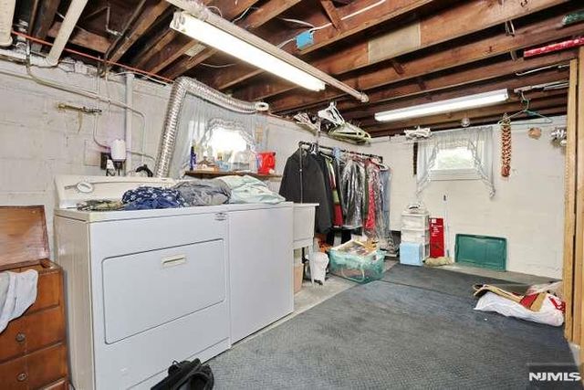 35 Demarest Avenue, Bergenfield, NJ 07621