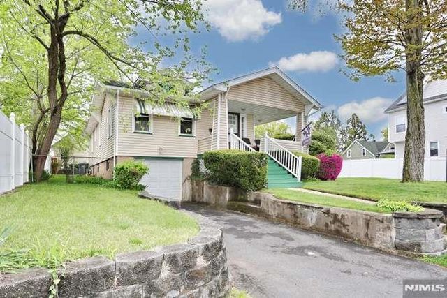 35 Demarest Avenue, Bergenfield, NJ 07621