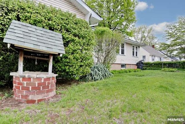 35 Demarest Avenue, Bergenfield, NJ 07621
