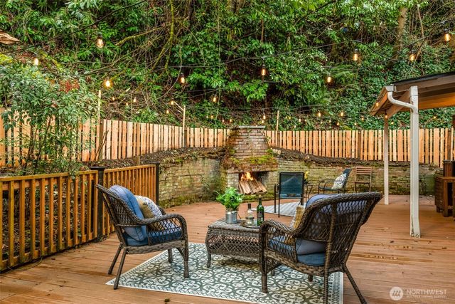 2301 Delmar Drive E, Seattle, WA 98102