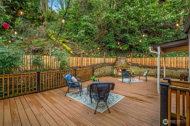 2301 Delmar Drive E, Seattle, WA 98102