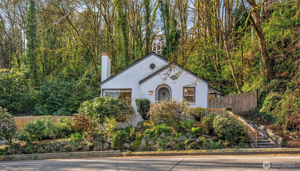 2301 Delmar Drive E, Seattle, WA 98102