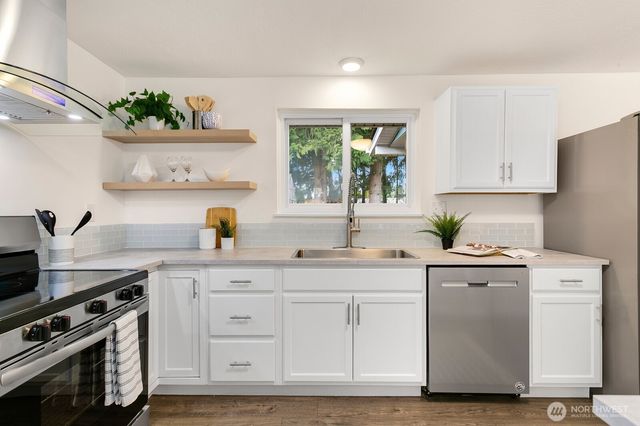 2809 Montclair Court SE, Lacey, WA 98503