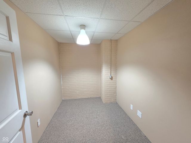 2042 Parkside Drive, Columbus, IN 47203