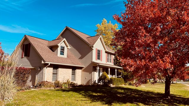 2042 Parkside Drive, Columbus, IN 47203