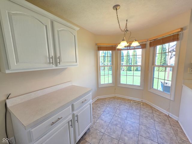 2042 Parkside Drive, Columbus, IN 47203