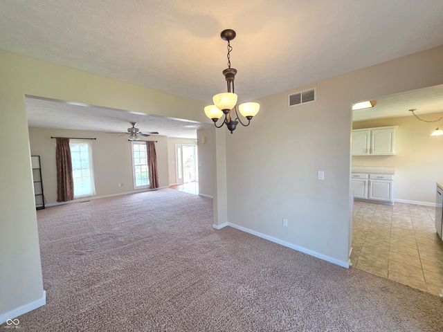 2042 Parkside Drive, Columbus, IN 47203