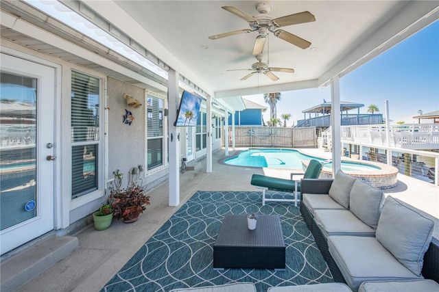 15825 ALMERIA Ave, Corpus Christi, TX 78418