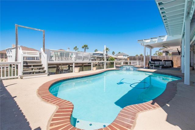 15825 ALMERIA Ave, Corpus Christi, TX 78418