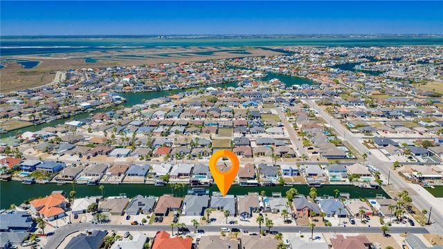 15825 ALMERIA Ave, Corpus Christi, TX 78418