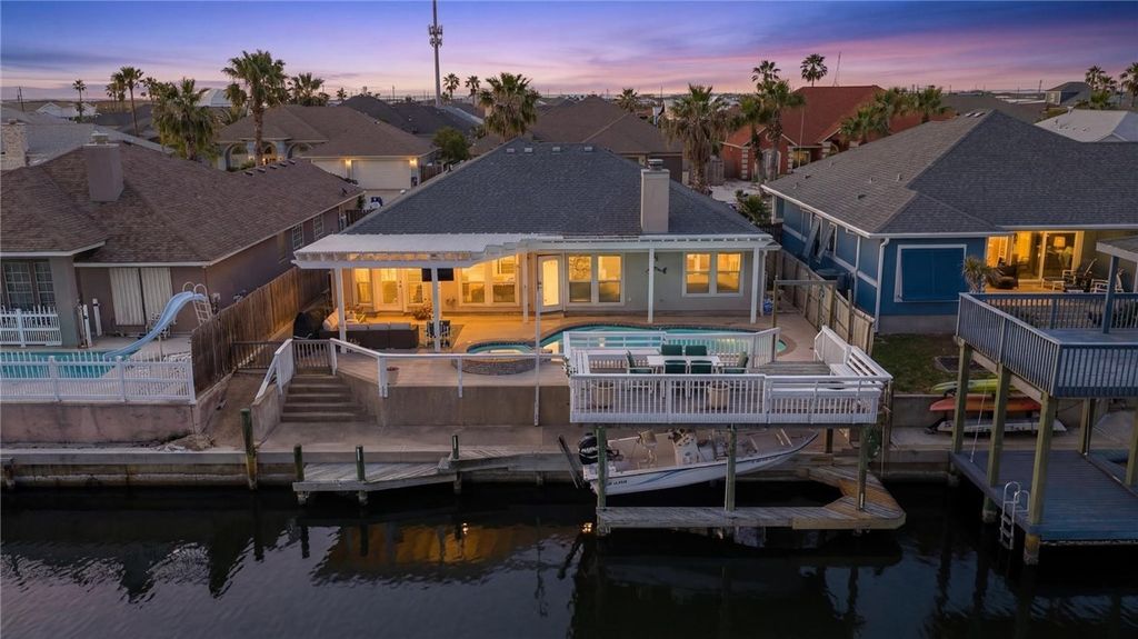 15825 ALMERIA Ave, Corpus Christi, TX 78418