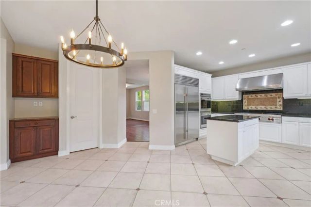 1908 Hazel Nut Court, Agoura Hills, CA 91301