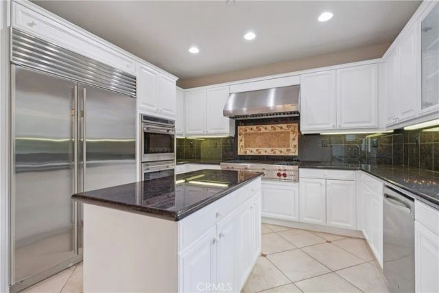 1908 Hazel Nut Court, Agoura Hills, CA 91301