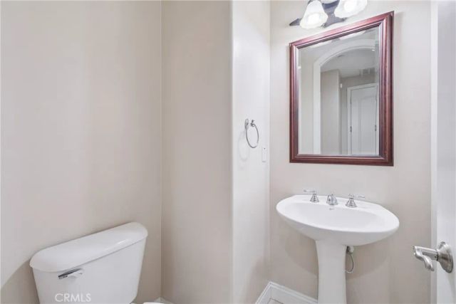 1908 Hazel Nut Court, Agoura Hills, CA 91301