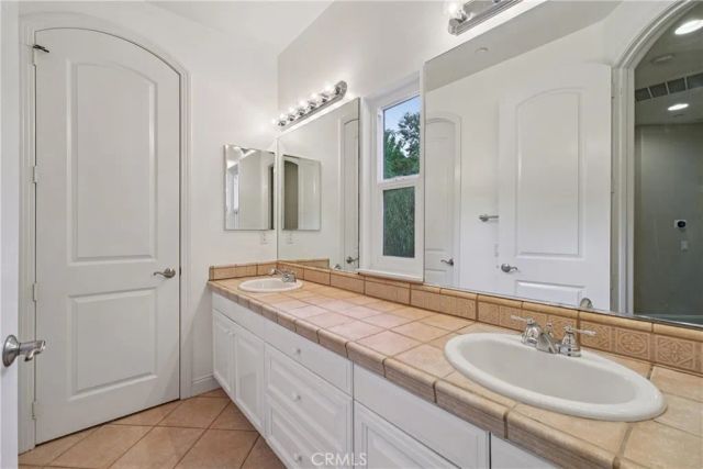 1908 Hazel Nut Court, Agoura Hills, CA 91301