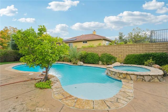 1908 Hazel Nut Court, Agoura Hills, CA 91301