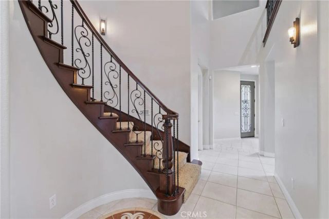 1908 Hazel Nut Court, Agoura Hills, CA 91301