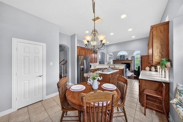 2704 Lakesedge Drive, Mckinney, TX 75072