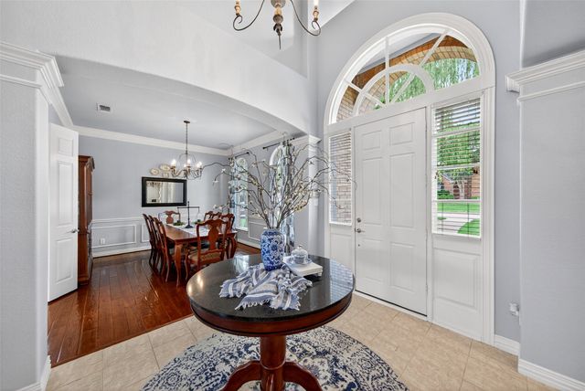 2704 Lakesedge Drive, Mckinney, TX 75072