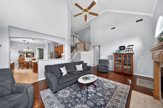 2704 Lakesedge Drive, Mckinney, TX 75072