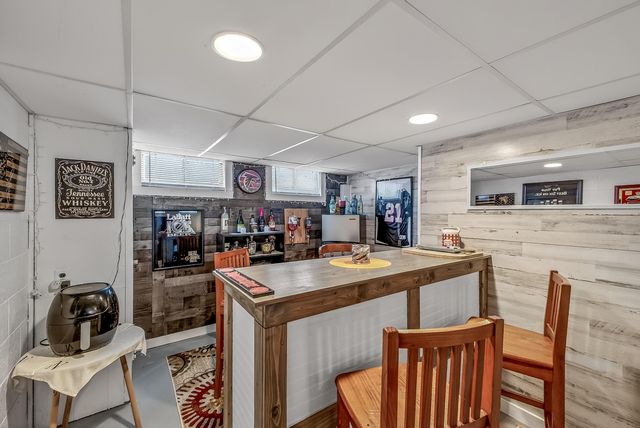 1719 Southland Drive, Muskegon, MI 49442