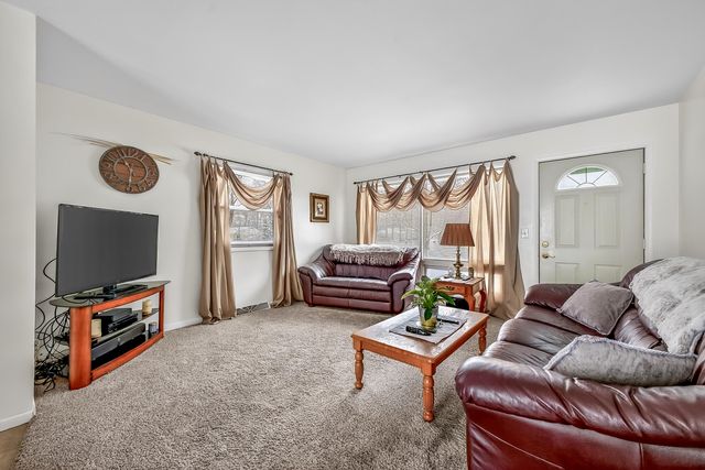 1719 Southland Drive, Muskegon, MI 49442