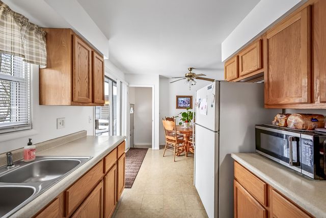 1719 Southland Drive, Muskegon, MI 49442