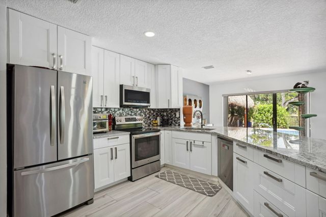 6601 Sweet Maple Lane, Boca Raton, FL 33433