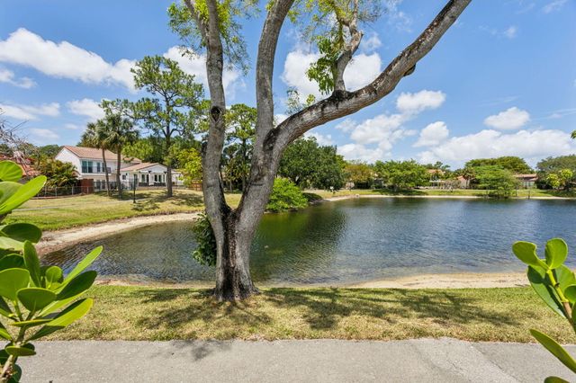 6601 Sweet Maple Lane, Boca Raton, FL 33433