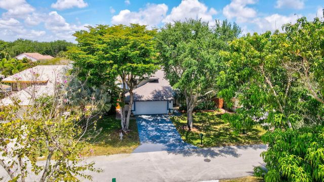 6601 Sweet Maple Lane, Boca Raton, FL 33433