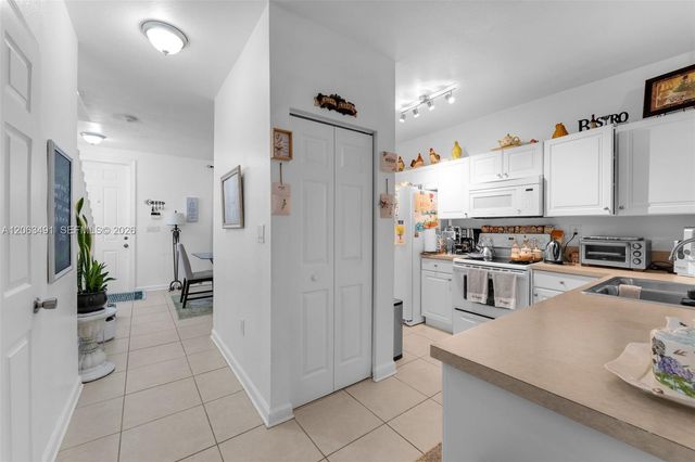 1595 NE 33rd Road 112-3, Homestead, FL 33033