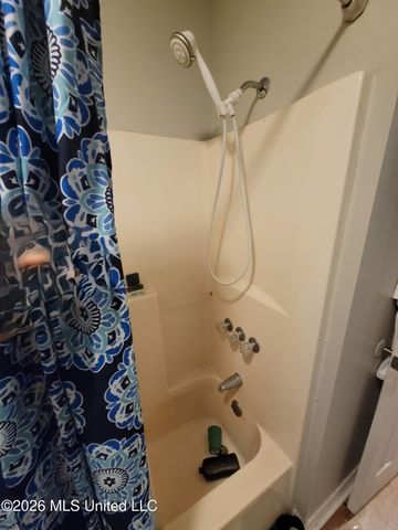 1301 Spruce Street, Ocean Springs, MS 39564