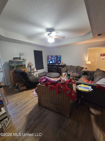 1301 Spruce Street, Ocean Springs, MS 39564