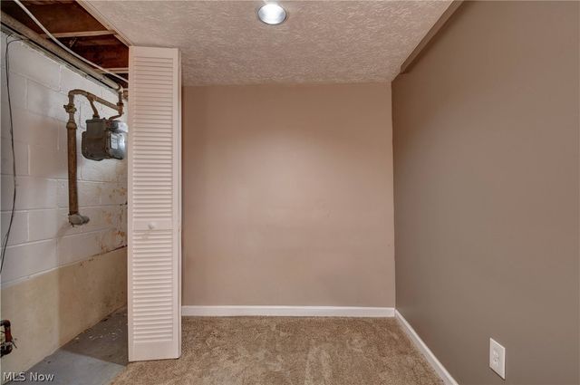 888 Frederick Boulevard, Akron, OH 44320