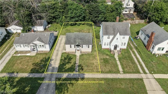 888 Frederick Boulevard, Akron, OH 44320