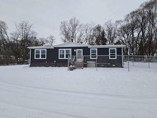 626 N SEMROW ROAD, Coloma, WI 54930