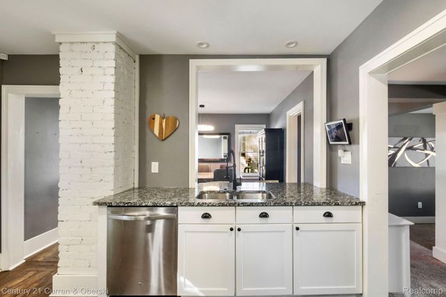 846 Phillips Avenue, Clawson, MI 48017