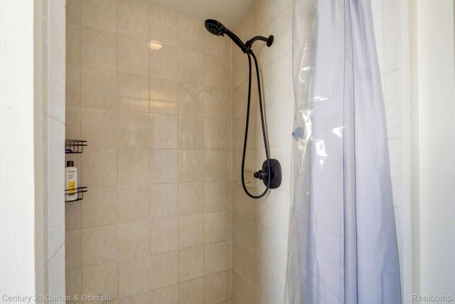 846 Phillips Avenue, Clawson, MI 48017