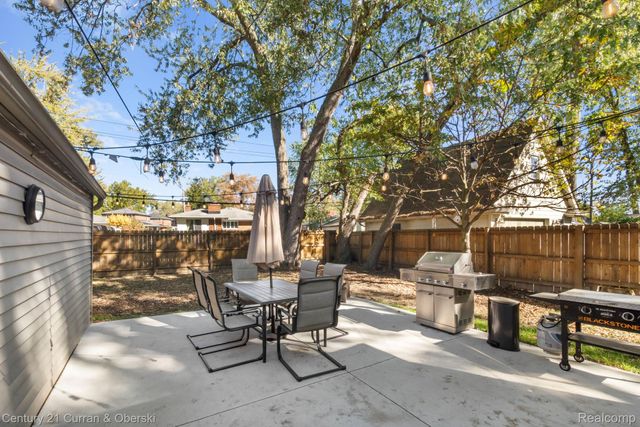 846 Phillips Avenue, Clawson, MI 48017