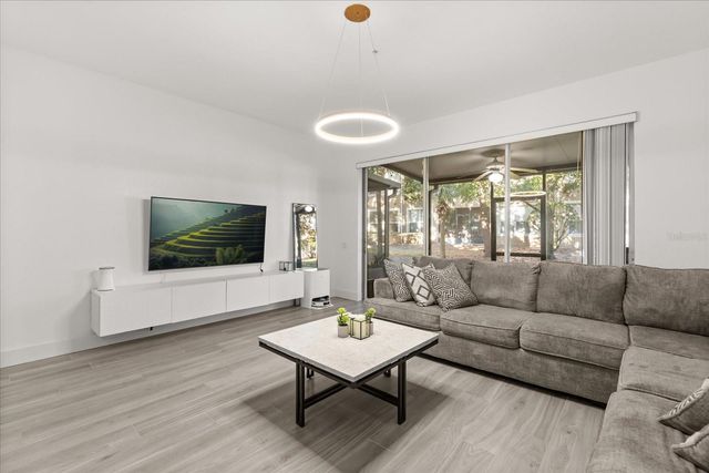 2804 POLVADERO LANE 103, Orlando, FL 32835