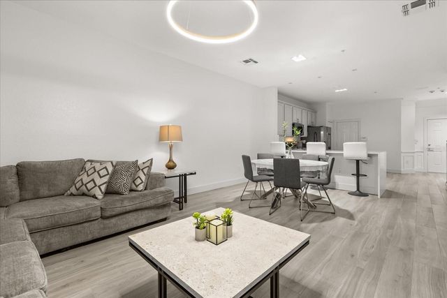 2804 POLVADERO LANE 103, Orlando, FL 32835