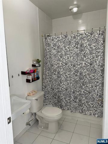 4701 Park Avenue 2B, Union City, NJ 07087