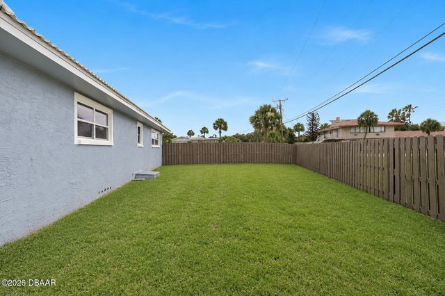 1032 Belaire Drive, Daytona Beach, FL 32118