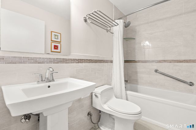 11 Ledgebrook Drive 11, Norwalk, CT 06854