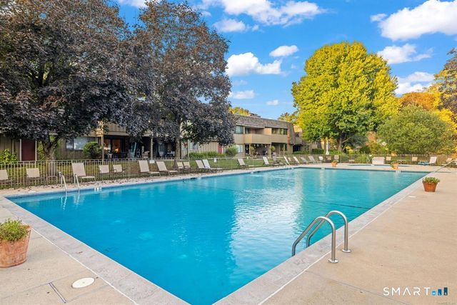 11 Ledgebrook Drive 11, Norwalk, CT 06854